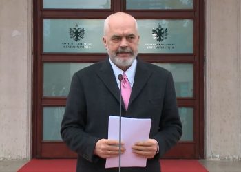 Nga integrimi, legalizimi i kanabisit tek ashpërsimi i dënimeve! Rama rendit pyetjet për shqiptarët