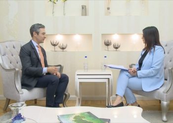 “Engjëlli mbrojtës” i afganëve zbulon kohën e qëndrimit të tyre në Shqipëri: Janë elita e Afganistanit, i shpëtuam nga duart e talebanëve. Edi Rama…!