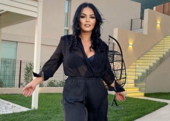 FOTO/ Fifi mban fjalën, bën tatuazh premtimin që i dha Donaldit