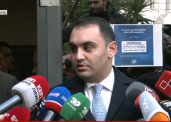 “Ai udhëhoqi këtë lëvizje”/ Këlliçi voton në referendum: Jo të gjithë që po votojnë e duan Berishën