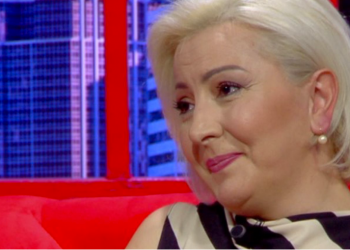 Prekëse, humbi të ëmën e nuk e takoi dot! Këngëtarja rrëfen mes lotëve: Momenti më i vështirë