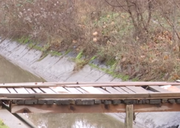 Gjendet i vdekur në përrua burri shqiptar, kishte ardhur për pak kohë në vendlindje