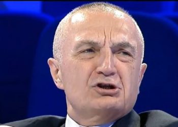 Escobar refuzoi ta takojë, Meta dekoron 3 futbollistët e viteve ’80: Shembuj frymëzimi për të rinjtë