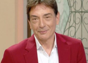 Puna dhe dashuria/ Paolo Fox zbulon cila është shenja më me fat e horoskopit për Krishtlindje