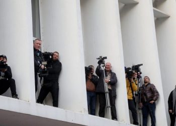 Qetësia para stuhisë në PD: Të hënën Basha zëvendëson të larguarit, Berisha mban protestë!