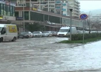 Alarmi i IGJEUM/ Rikthehet moti siberian, zonat që rrezikohen nga përmbytjet