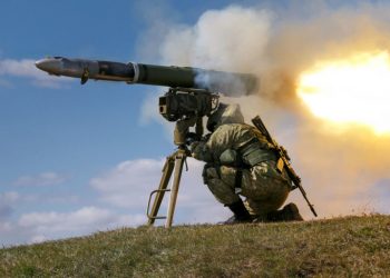 Serbia furnizohet me raketa nga Rusia, “vrasësi i tankeve” arrin në Beograd