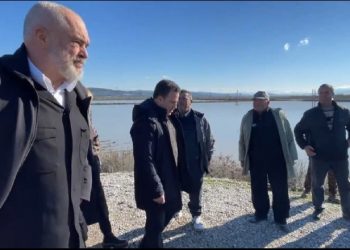 Rama në grykëderdhjen e Vjosës: Investimet në argjinatura minimizuan dëmin. Situata më mirë se vitet e kaluara