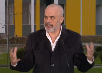 “Një fillim i ri e i bekuar”/ Rama në Thumanë: Nga zemra e tërmetit vrastar, kthehet në zemrën e Rilindjes!