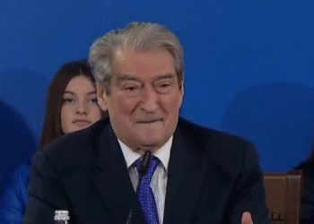Foltorja e rradhës/ Berisha: I thashë Blinkenit se më shpallët “non grata” me lobimin korruptiv të Ramës dhe George Soros!
