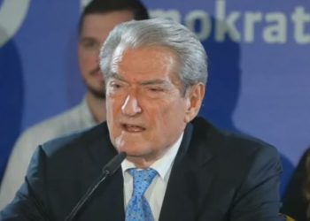 Versioni i ri i Berishës nga “Foltorja” e Floridës: “Me kërkesë të DASH donin që unë të mos futesha në Parlament. Projekti ishte që PD të shndërroheshe në aleatë të PS”