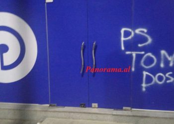 “PS, Tom Doshi”/ Zhgarraviten gjatë natës selitë e Berishës për referendumin e shkarkimit të Bashës