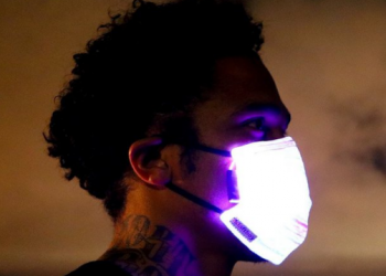 Shkenca sjell maskën e re, ndriçon kur je i infektuar me Covid-19