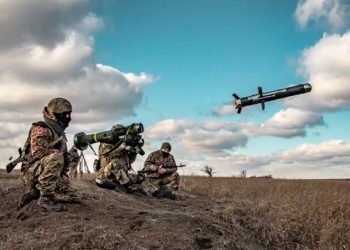 Rusia largon 10 mijë trupa nga kufiri me Ukrainën/ Putin: Po përgatitemi për kundërpërgjigje!