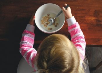 Raporti/ Shqipëria jashtë kursit për mbipeshën tek të rriturit dhe kequshqyerjen te fëmijët