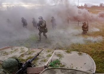 Tensionet Rusi-Ukrainë/ Kievi në alarm: Lufta mund të nisë në fund të janarit