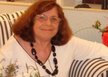 Grabitet shtëpia e Vaçe Zelës në Tiranë, autorët marrin dekorata dhe bizhuteri. Policia: Shpresojmë…!