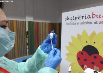 Shqipëri/ Mbi 2 mln e 300 mijë vaksinime kundër COVID që prej fillimit të pandemisë