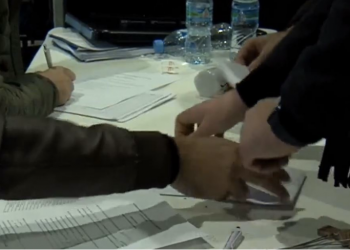 Kuvendi i Berishës/ Mbyllet votimi i fshehtë, nis numërimi i votave për shkarkimin e Bashës