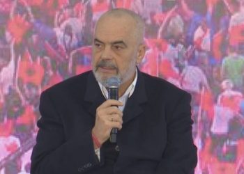 Rama “kërcënon” kryebashkiakët: Zgjidhni hallet e qytetarëve, përndryshe do t’ju shkarkoj…