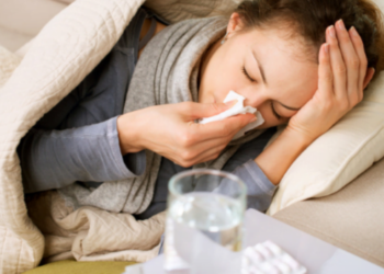 Si të kuptoni nëse keni Covid, grip apo ftohje? Shenjat që manifeston trupi juaj sipas rasteve