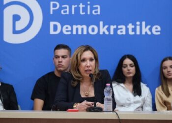 Dëgjoni Evi Kokalarin: Do ketë të plagosur në protestën e 8 janarit, fajin e ka Lulzim Basha!