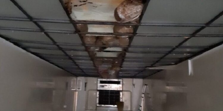 Mal i Zi/ Kapen 300 kg drogë në pikën kufitare, fshehur në kamionin frigoriferik! Do shkonte drejt Bosnjës