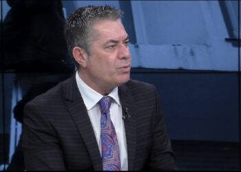 Vangjeli jep lajmin: Shumica e deputetëve ‘të heshtur’ të PD kanë komunikuar me Berishën