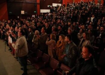COVID-19 ‘mbyll’ dyert e Teatrit Kombëtar! Dy aktorë pozitivë me virusin
