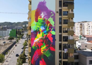 FOTO: Dy nga muralet e Tiranës renditen në 100 më të mirat e botës për 2021