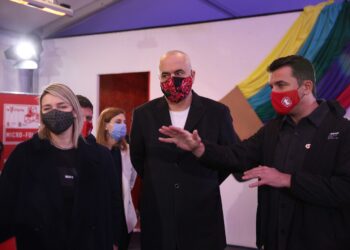 Hapet “Micro Folie” e parë në Tiranë/ Veliaj dhe Rama: Do shumëfishojmë hapësirat për fëmijët dhe të rinjtë