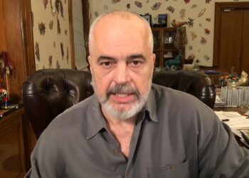 Mosdeklarimi i plotë i pagës/ Rama: Ai që denoncon do t’i jepet garanci financiare!