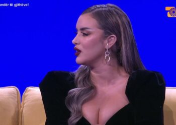 “Kundër të gjithëve”/ Antonela shpërthen keq: Je e frustruar seksualisht!