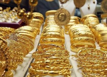 Shqiptarët shtuan blerjet e bizhuve, importet u rritën me 80% më 2021