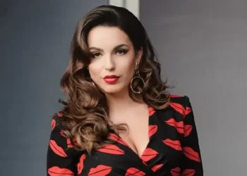 -640-0-Armina-Mevlani