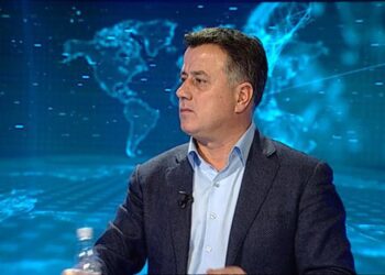 “Partia është dhënë me qira”/ Flamur Noka: Unë nuk jam përjashtuar nga PD!