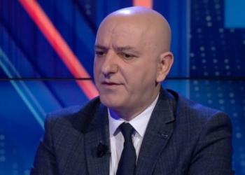 Paralajmërimi i Roland Bejkos: Pas 8 janarit militantët e PD-së po distancohen nga Berisha, ja çfarë do të ndodhë me të
