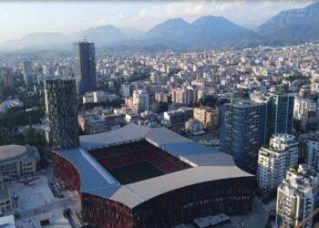 Stadiumi “Air Albania” po përgatitet për ndeshjen e madhe, ja cila finale do të luhet