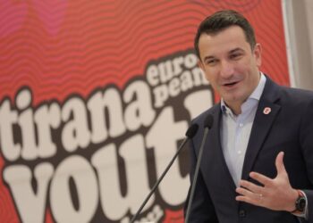 Unifikohen shoqatat e Bashkive, Veliaj: Shmangen cic-micet mes bashkive se kush bën një urë…