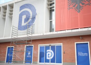 Përjashtimi i Berishës dhe përkrahësve të tij/ Basha mbledh Kolegjin e Kryetarëve në PD për zgjedhjen e krerëve të degëve