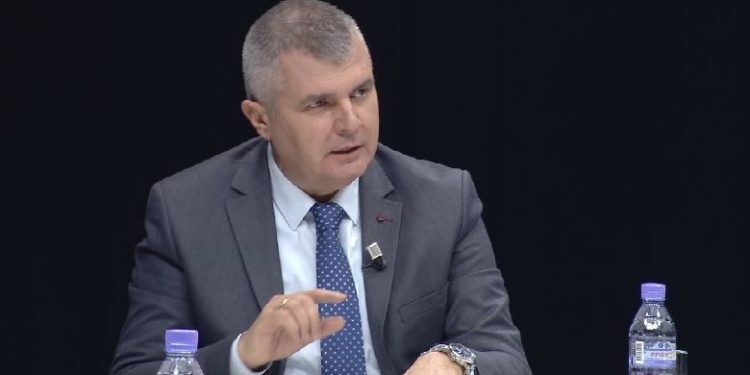 "Partisë i duhet një lideri i ri"/ Ish-deputeti demokrat: Për të fituar zgjedhjet në Shkodër, PD të dalë me një kandidat të vetëm