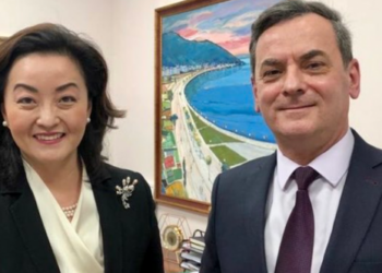 “SHBA ofron ndihmë”/ Yuri Kim takohet me kryetarin e Gjykatës së Lartë, zbulon çfarë diskutuan: Vettingu vazhdon…