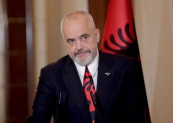 Rama me gazetarët: Pyetësori i Këshillimit Kombëtar është një nevojë reale dhe jo taktike