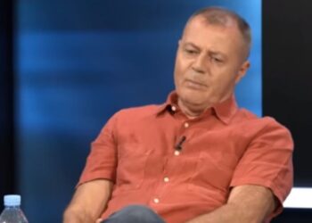 Nano: Rrasini brenda ata që frymëzojnë protesta të dhunshme! Plot 31 vite me këtë avaz