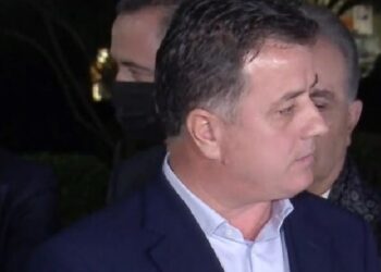 Deputetët e Berishës ikin nga seanca, kthehen për Erdogan. Noka: E njoftuam Nikollën! PD e përfaqësojmë ne