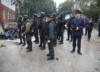 FOTO-LAJM/ Protesta e 8 Janarit përmes fotove, ja disa nga momentet pikante që nuk u panë