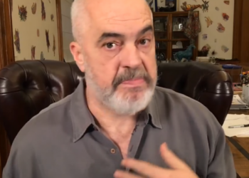 “O sa bukur, më shau njëri me gyp gyp…”/ Batutat e Ramës: Shyqyr që erdhi për të na prishur syrin e keq! Satelitët do të jenë në…!