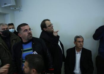 Dështon mbledhja e Shoqatës së Futbollit të Tiranës/ Prodani: Duka shton 20 votues anonimë në vend të Shoqatave legjitime