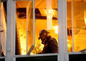 E vranë apo u dogj brenda ‘shtëpisë së barit’? Mbulohet me mister vdekja e të riut shqiptar në Angli