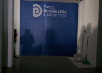 Berisha futet në selinë e PD, Basha largohet nga dera e pasme?! Garda merr masa për sigurinë e liderit demokrat